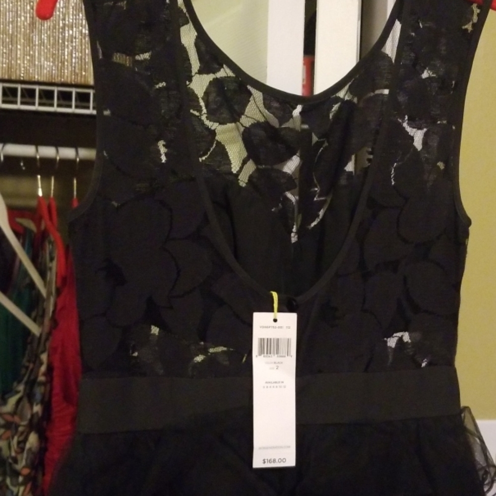 Dress - Picture 3 of 4
